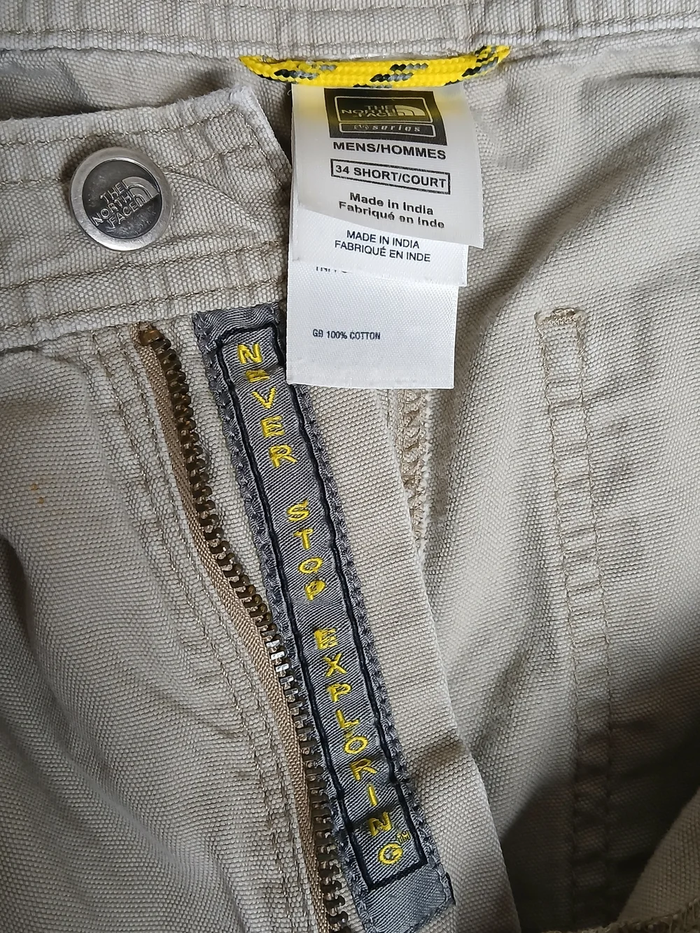 The North Face‎ Pants - Beige Cargo Pants for Men - Size 34 Short